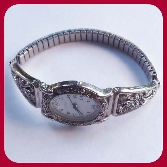 quartz Accessories - Vintage Watch Price Firm